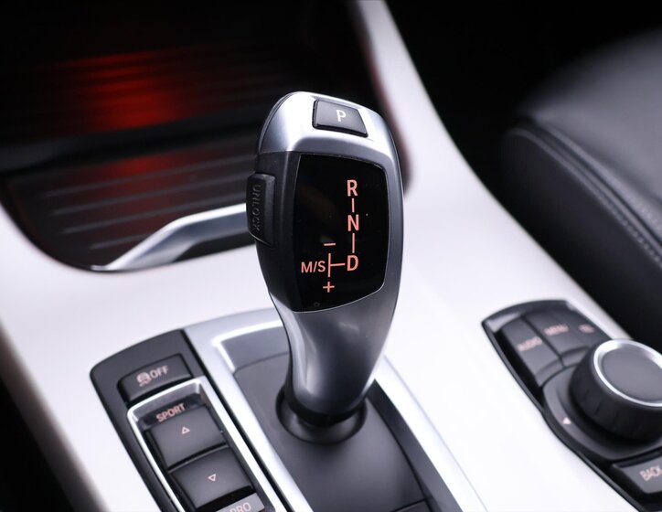 BMW X3 SUV 2,0 l 140 kw