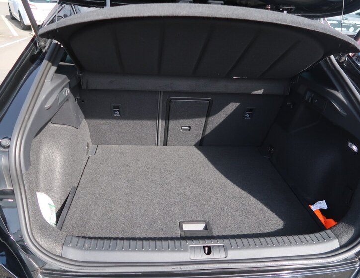 Cupra Formentor SUV / Terénní 1,5 l 110 kw