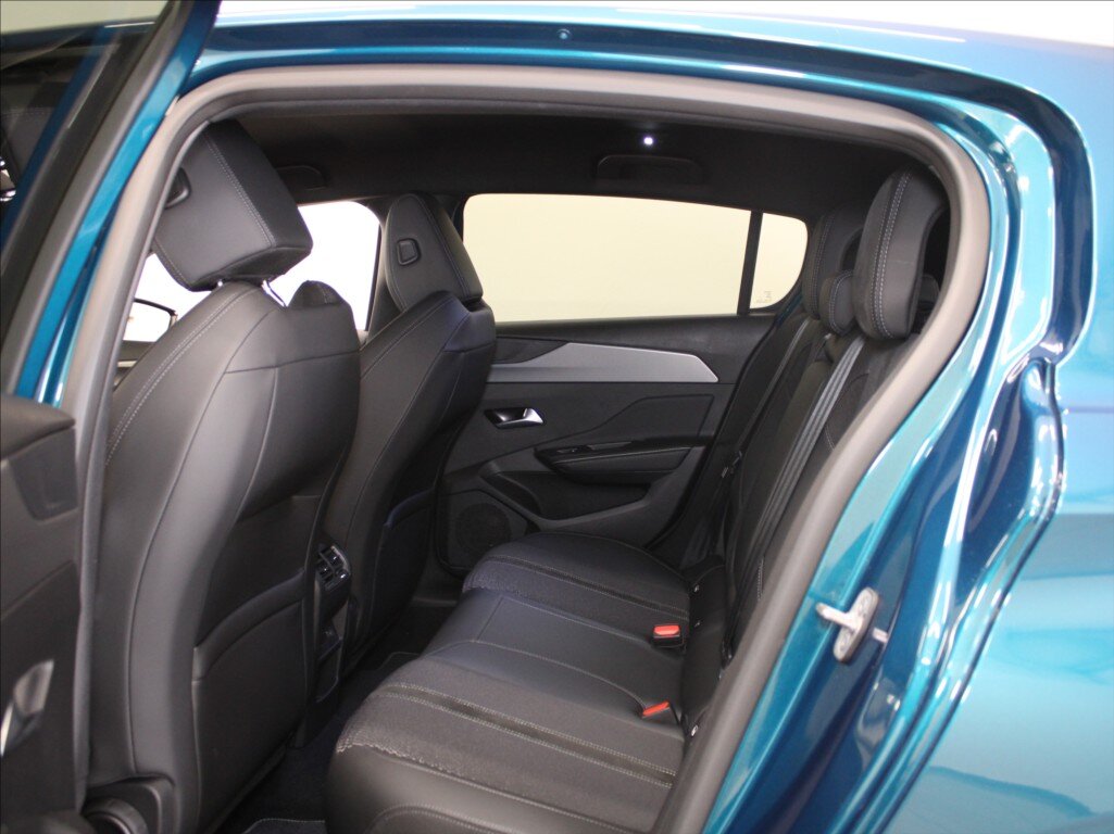 Peugeot 308 Hatchback 1,2 l 96 kw