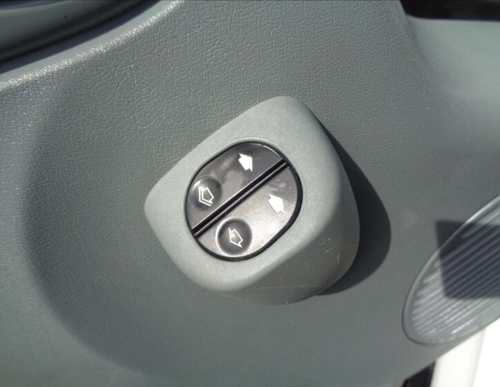 Ford Transit Ostatní 2,2 l 103 kw