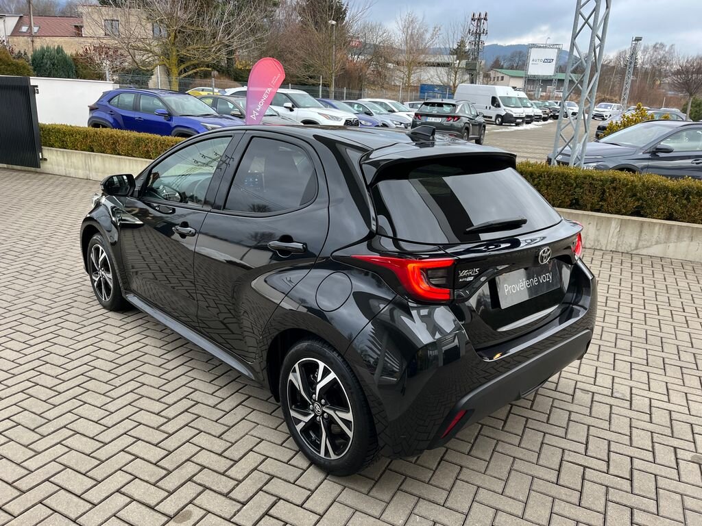 Toyota Yaris Hatchback 1,5 l 68 kw