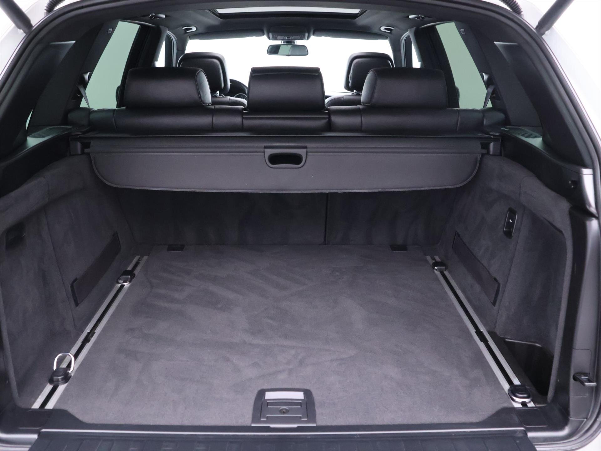 BMW X5 SUV / Terénní 3,0 l 280 kw