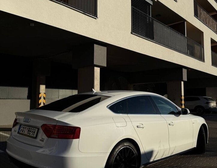 Audi A5 Sedan 0,0 140 kw