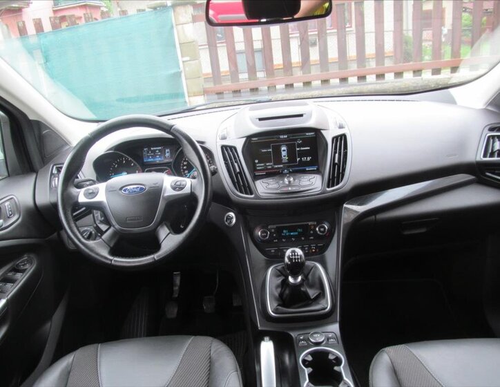 Ford Kuga SUV / Terénní 2,0 l 110 kw