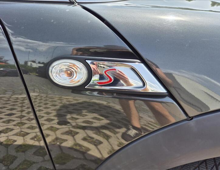 Mini Cooper S 21