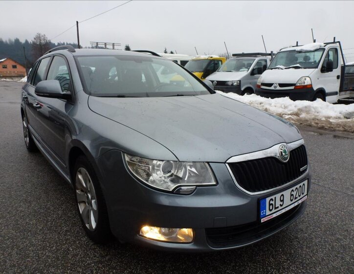 Škoda Superb Kombi 1,6 l 77 kw