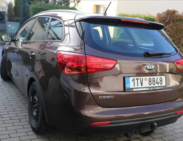 KIA Ceed 10