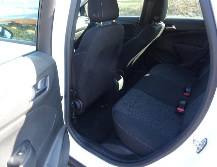 Opel Crossland X MPV 1,2 l 61 kw