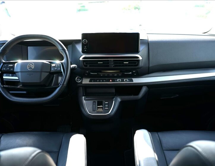 Citroën SpaceTourer MPV 2,2 l 133 kw