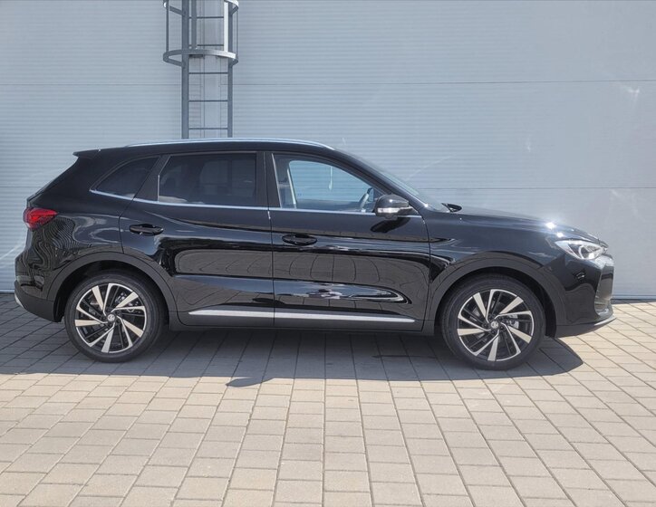 MG ZS SUV 1,5 l 75 kw