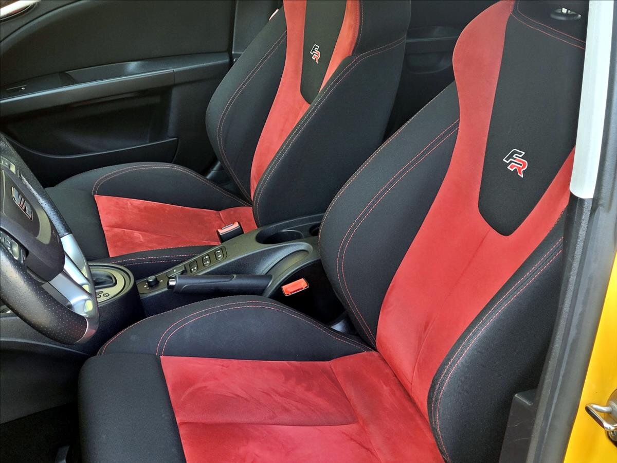 Seat Leon Hatchback 2,0 l 185 kw