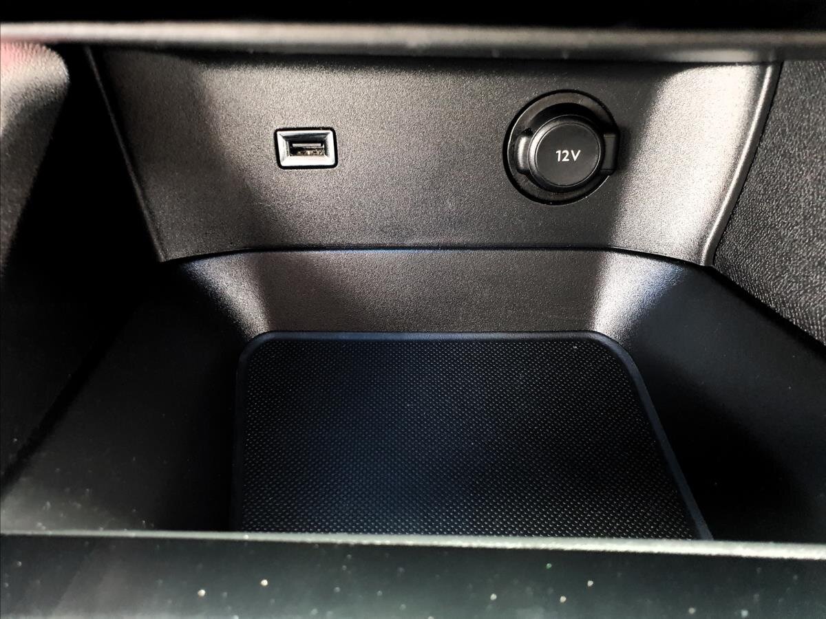 Peugeot 5008 SUV 2,0 l 110 kw