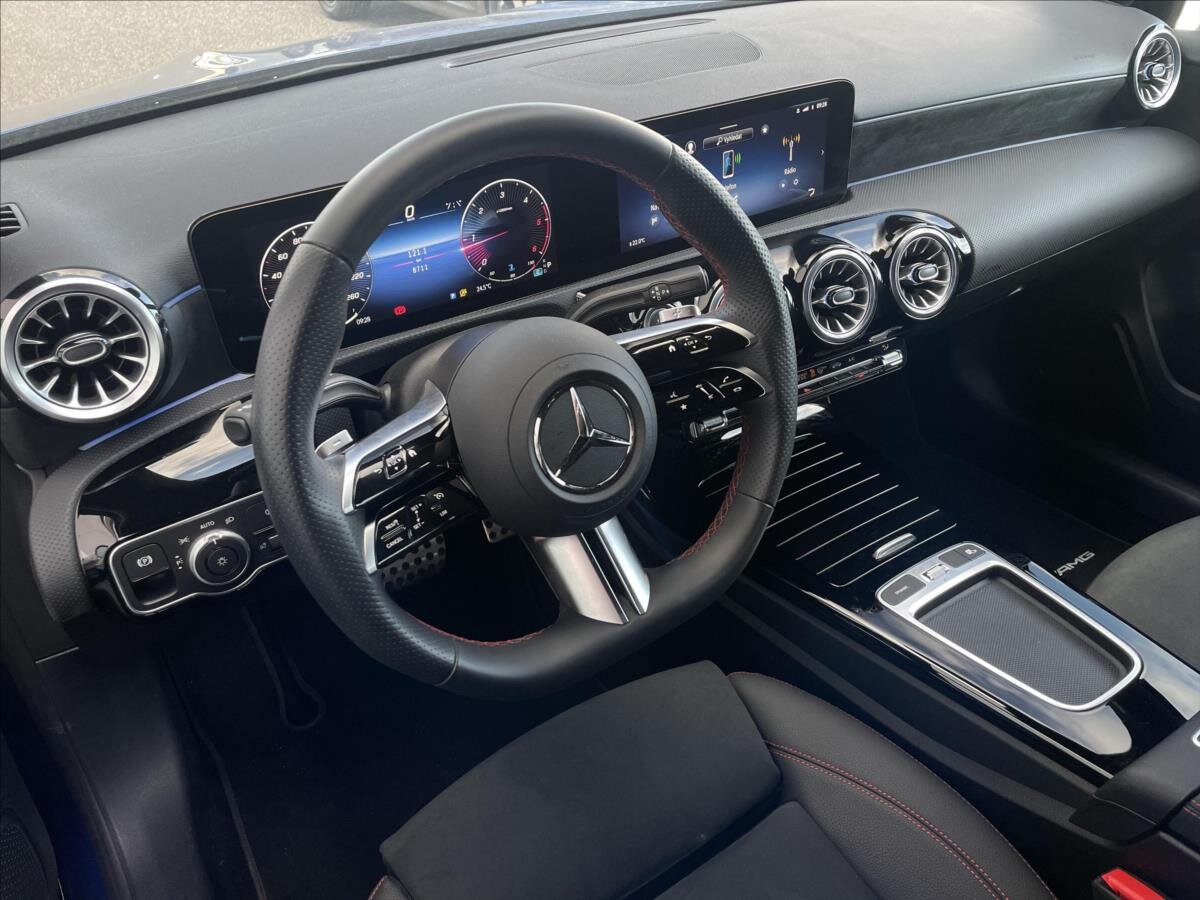 Mercedes-Benz Třídy A Hatchback 2,0 l 110 kw