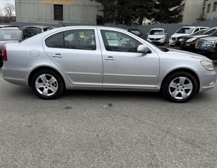 Škoda Octavia Hatchback 1,6 l 75 kw