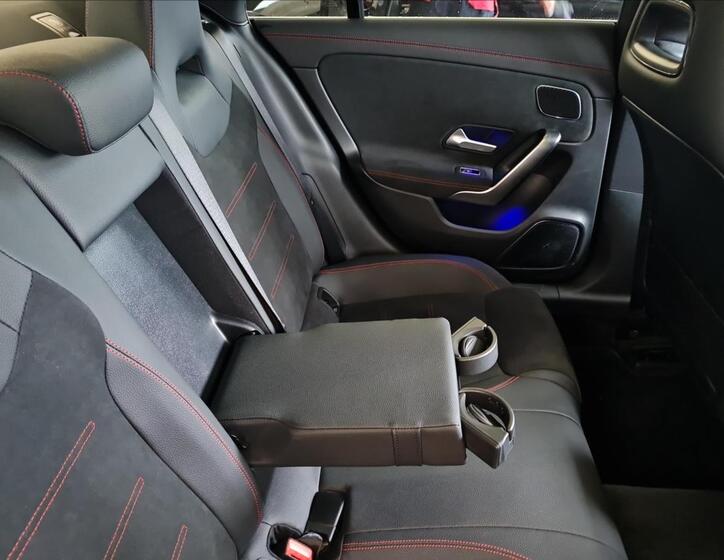 Mercedes-Benz CLA 19