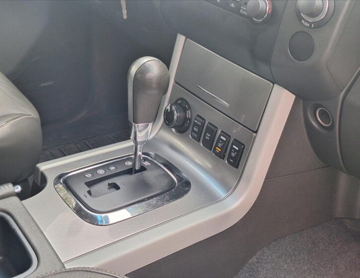 Nissan Navara Pick-up 3,0 l 170 kw