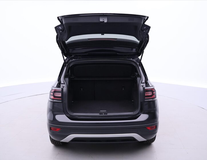 Volkswagen T-Cross 9