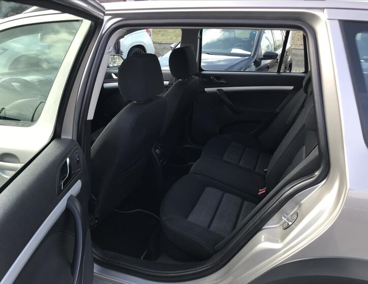 Škoda Octavia Kombi 2,0 l 103 kw