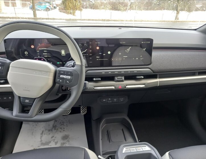 KIA EV3 SUV / Terénní 0,0 150 kw