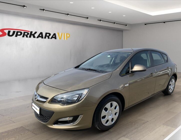 Opel Astra Hatchback 1,6 l 85 kw