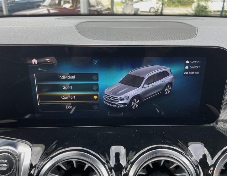 Mercedes-Benz GLB 59