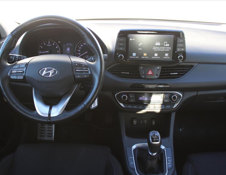 Hyundai i30 Kombi 1,4 l 103 kw