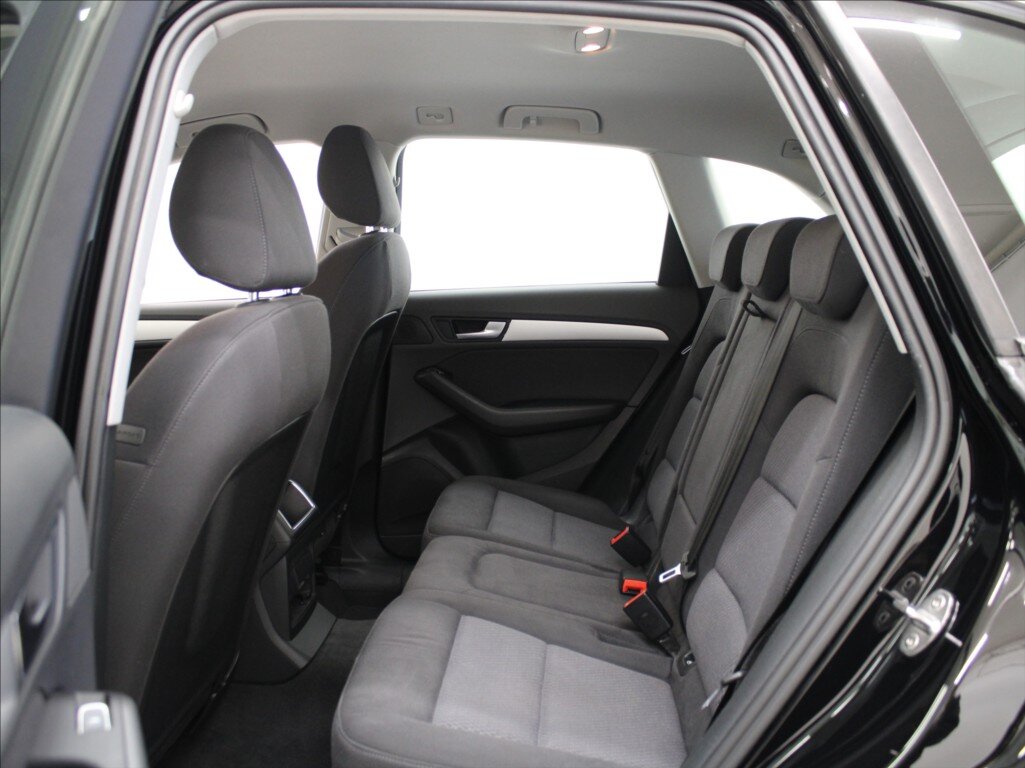 Audi Q5 SUV 2,0 l 140 kw