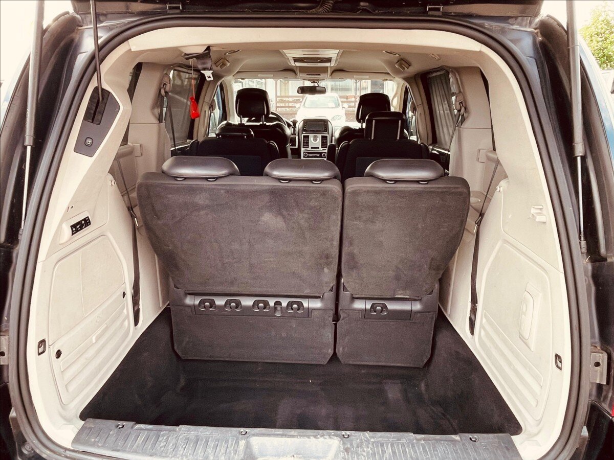 Chrysler Grand Voyager MPV 2,8 l 120 kw