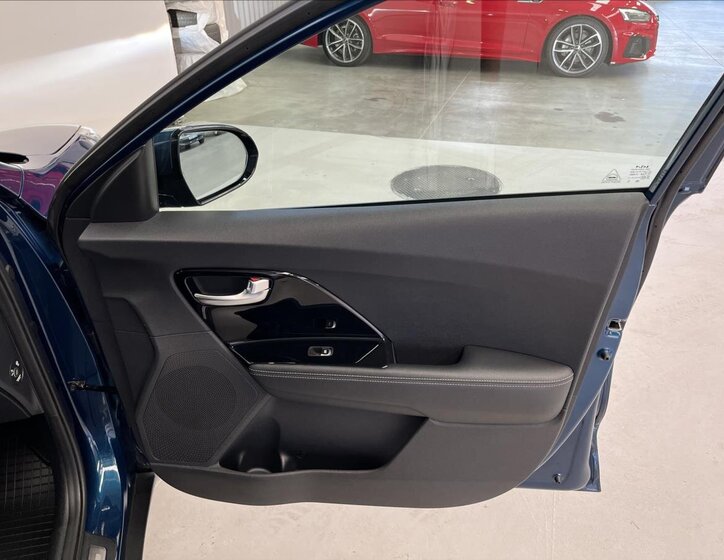 KIA Niro Hatchback 1,6 l 77 kw