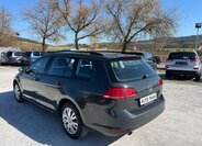 Volkswagen Golf Kombi 1,6 l 77 kw