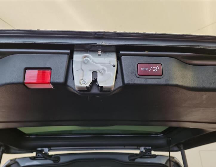 Mercedes-Benz Třídy V 25