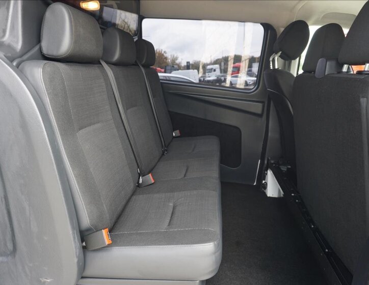 Mercedes-Benz Vito 15