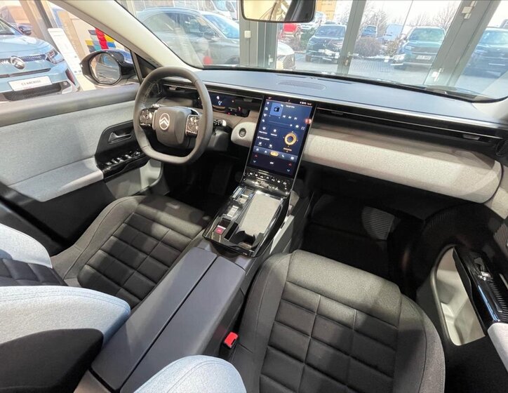 Citroën C5 Aircross SUV / Terénní 1,2 l 107 kw