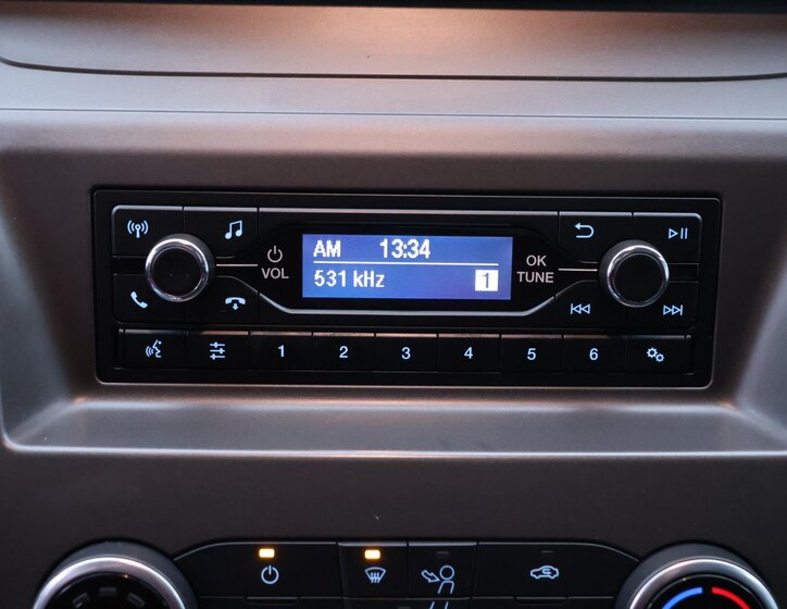 Ford Transit Custom Skříň 2,0 l 77 kw