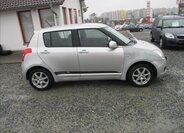 Suzuki Swift Hatchback 1,3 l 67 kw