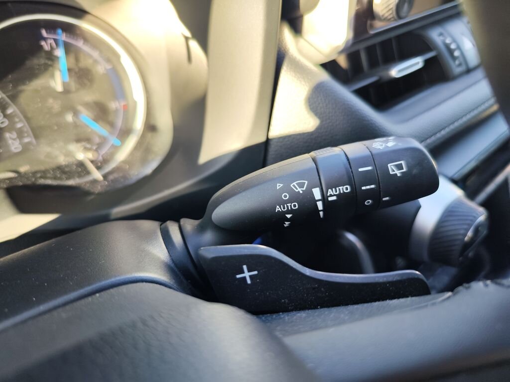 Toyota RAV4 SUV 2,5 l 163 kw