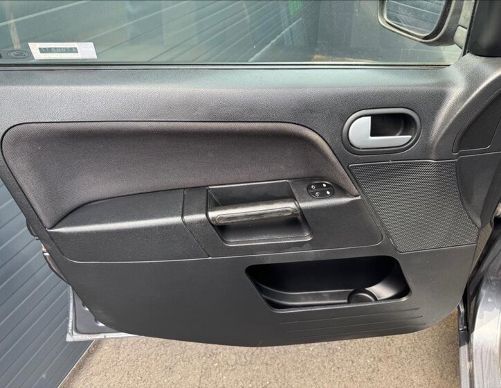 Ford Fusion Hatchback 1,4 l 59 kw