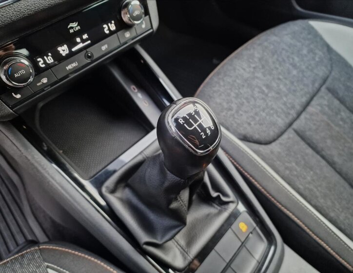 Škoda Scala Hatchback 1,5 l 110 kw