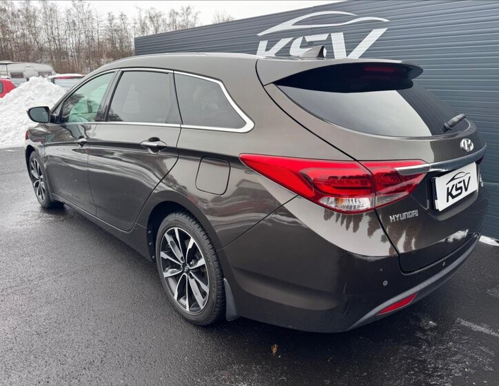 Hyundai i40 Kombi 1,7 l 104 kw