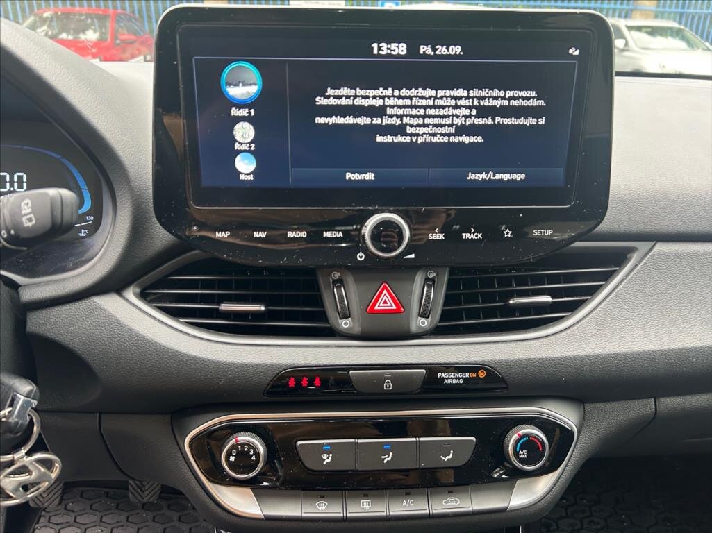 Hyundai i30 Hatchback 1,5 l 71 kw