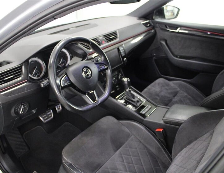 Škoda Superb Kombi 2,0 l 110 kw