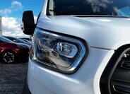 Ford Transit 9