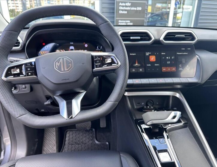 MG ZS SUV 1,5 l 75 kw