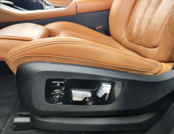 BMW X5 SUV / Terénní 3,0 l 195 kw