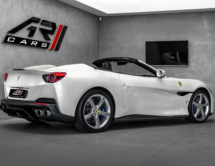 Ferrari Portofino 6