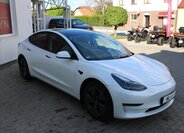 Tesla Model 3 Sedan / Limuzína 0,0 208 kw