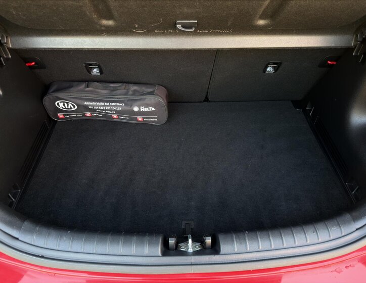 KIA Rio Hatchback 1,4 l 73 kw