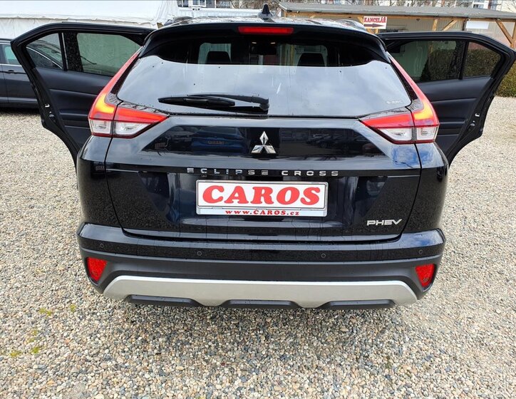 Mitsubishi Eclipse Cross SUV / Terénní 2,4 l 133 kw