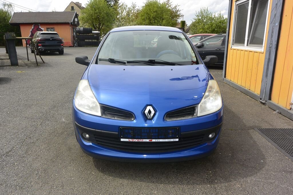Renault Clio Hatchback 1,1 l 55 kw