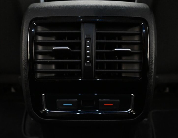 Volkswagen Passat Kombi 1,4 l 115 kw